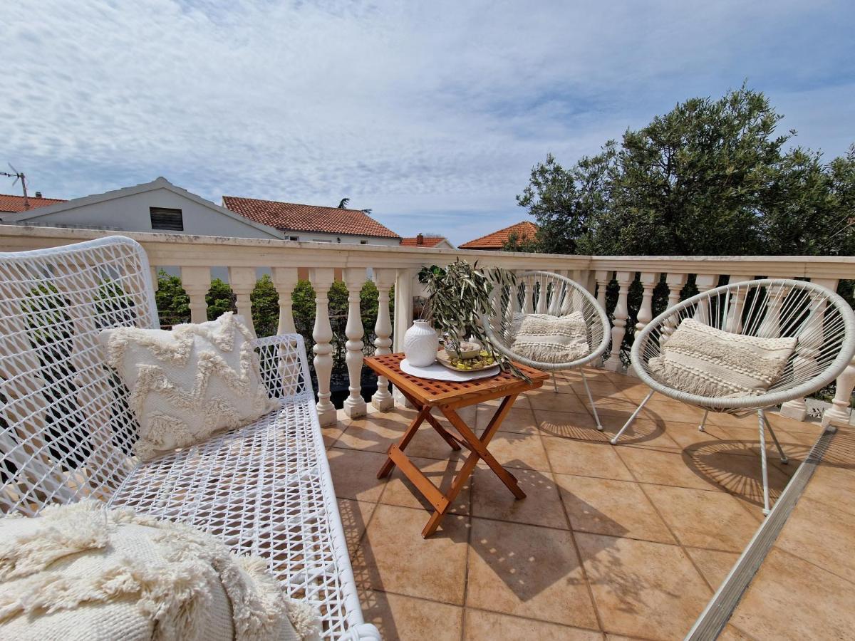 Villa Seabreeze Rogoznica  Exterior photo